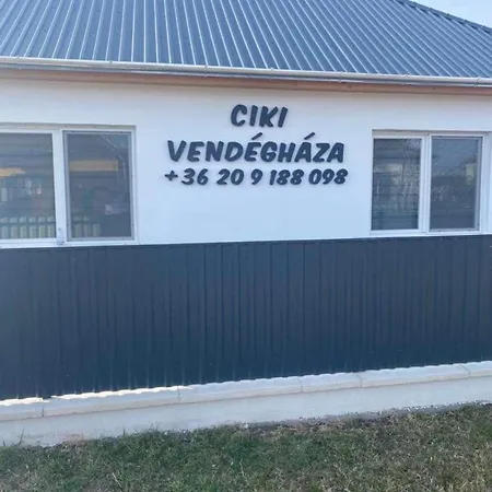 Ciki Vendégháza Hébergement de vacances Poroszló
